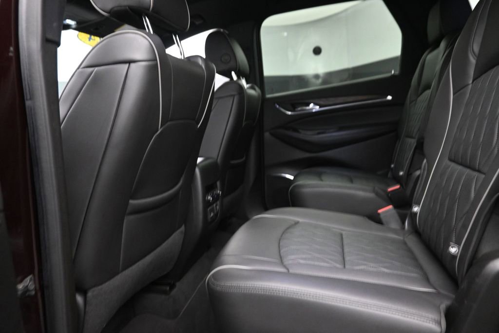 Used 2024 Buick Enclave Avenir w/ Trailering Package, 5000 lbs. AWD/4WD image 12