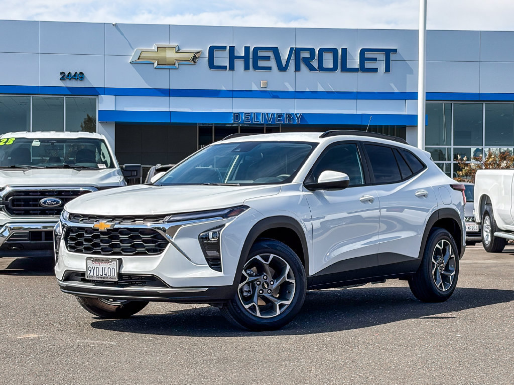 Used 2026 Chevrolet Trax LT w/ LT Convenience Package