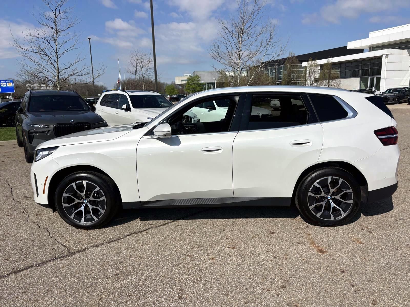 Used 2025 BMW X3 xDrive30i image 8