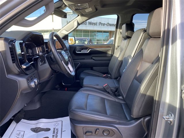 Used 2025 GMC Sierra 1500 SLT image 12