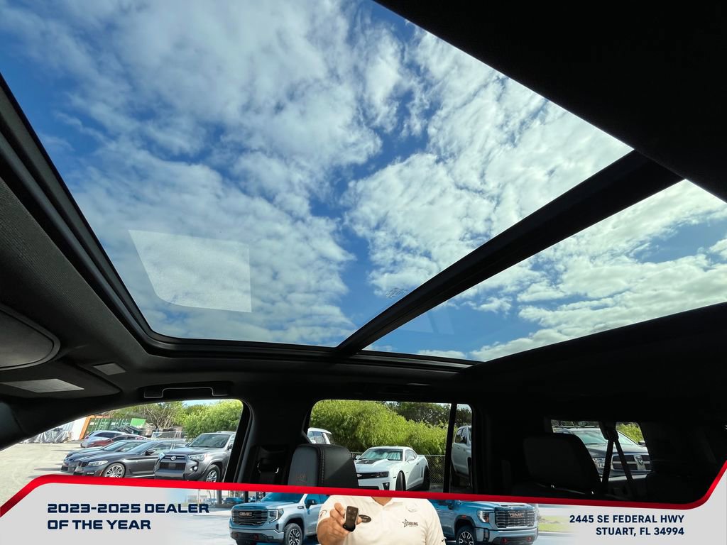 Used 2025 Chevrolet Suburban High Country w/ Sun And Tow Package image 36