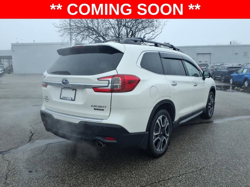 Used 2023 Subaru Ascent Touring image 8