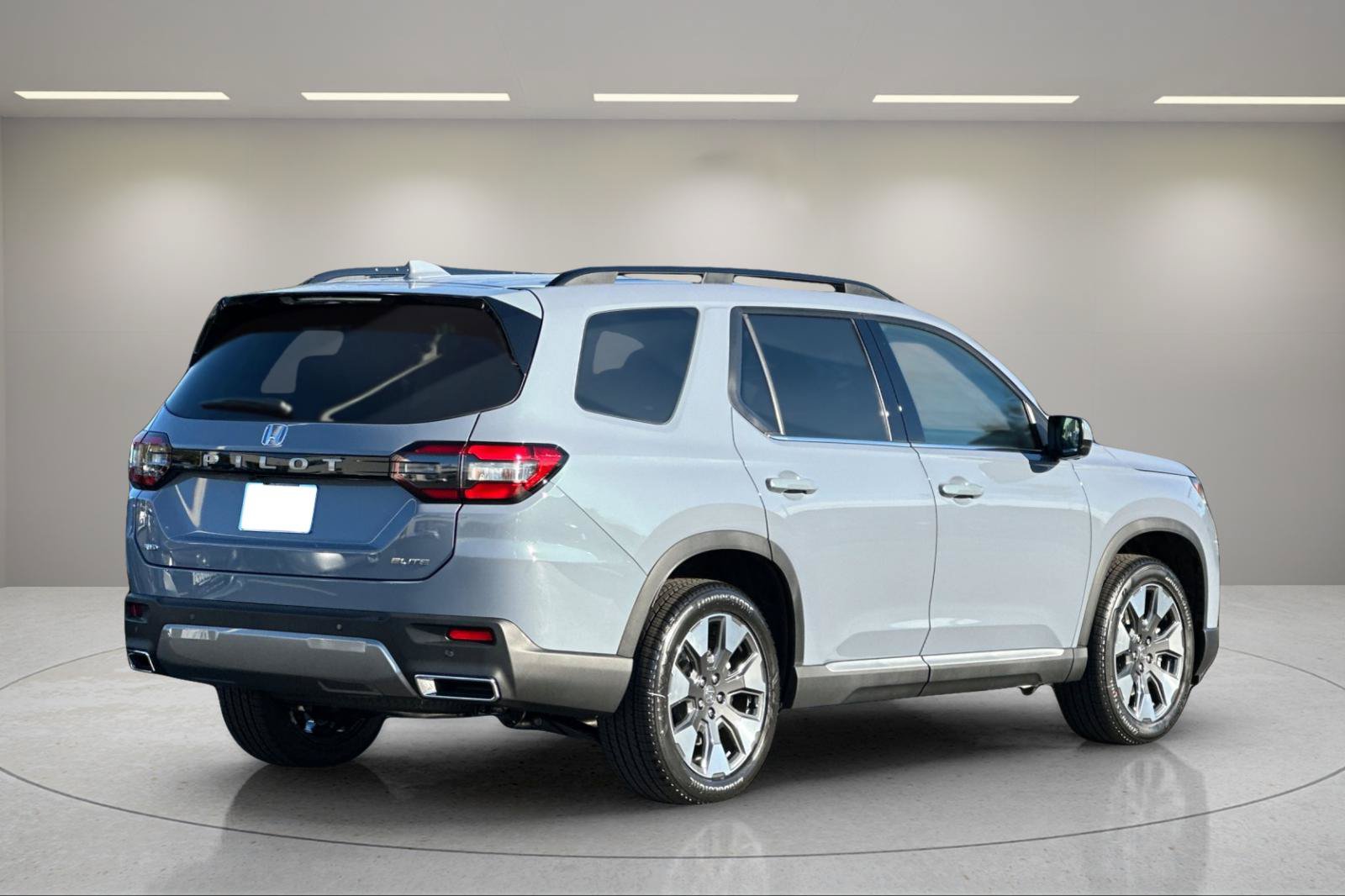 New 2026 Honda Pilot Elite image 3