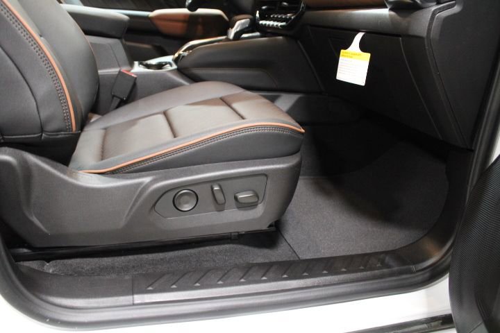 New 2026 GMC Canyon AT4 w/ Technology Plus Package image 27