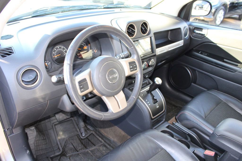 Used 2016 Jeep Compass 75th Anniversary w/ Power Value Group image 12