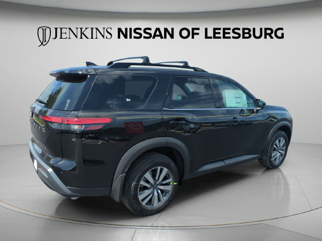 New 2026 Nissan Pathfinder SL FWD image 6
