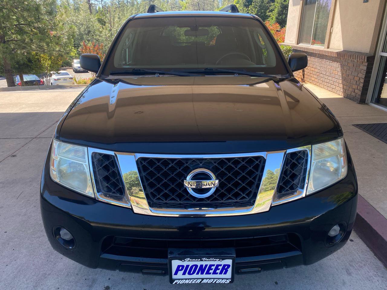 Used 2009 Nissan Pathfinder S RWD image 36
