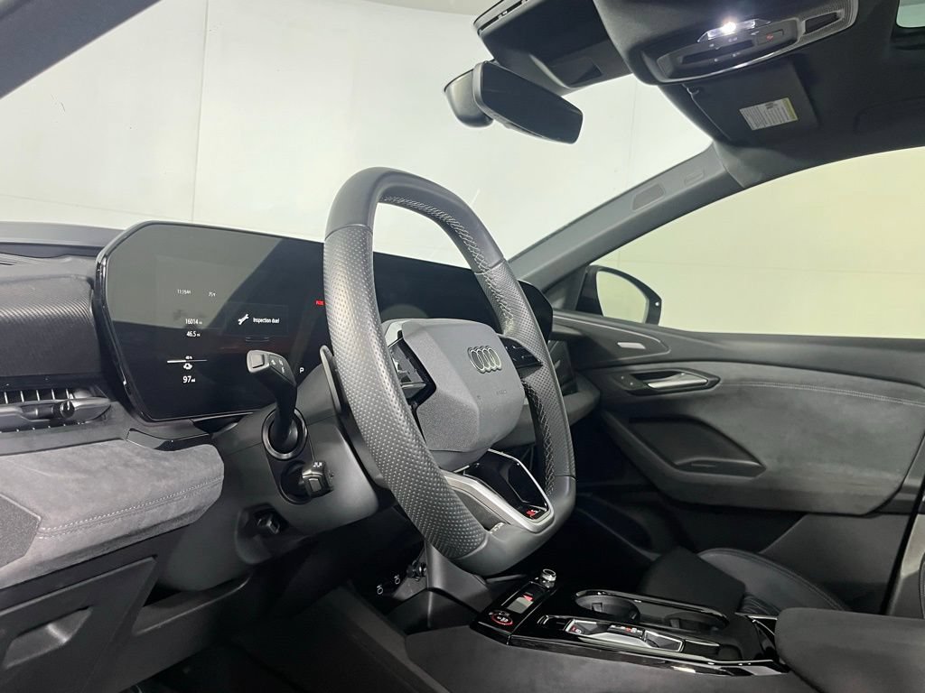 Used 2025 Audi SQ6 e-tron Prestige w/ Black Edition One AWD/4WD image 21