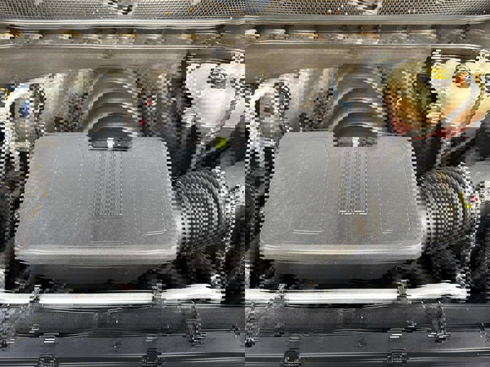 Used 2022 Chevrolet Silverado 1500 ZR2 w/ Technology Package image 13