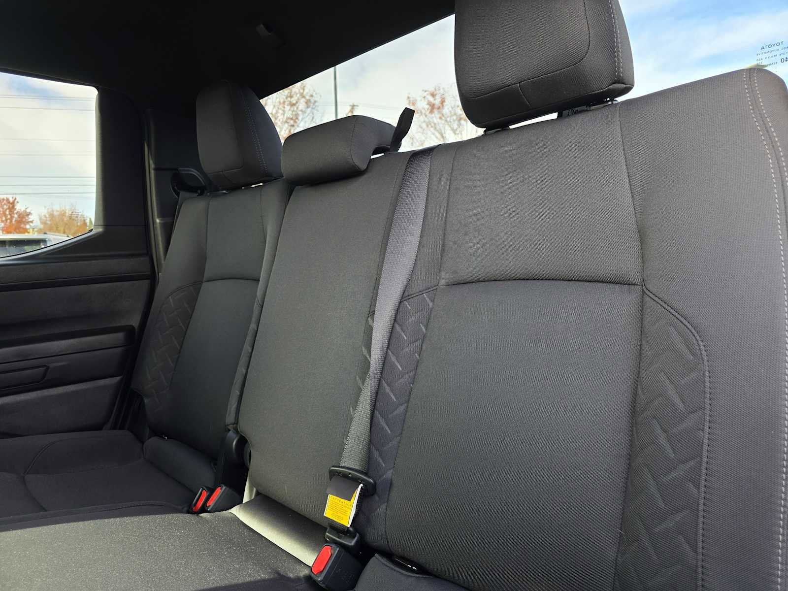 Certified 2025 Toyota Tacoma SR5 image 19