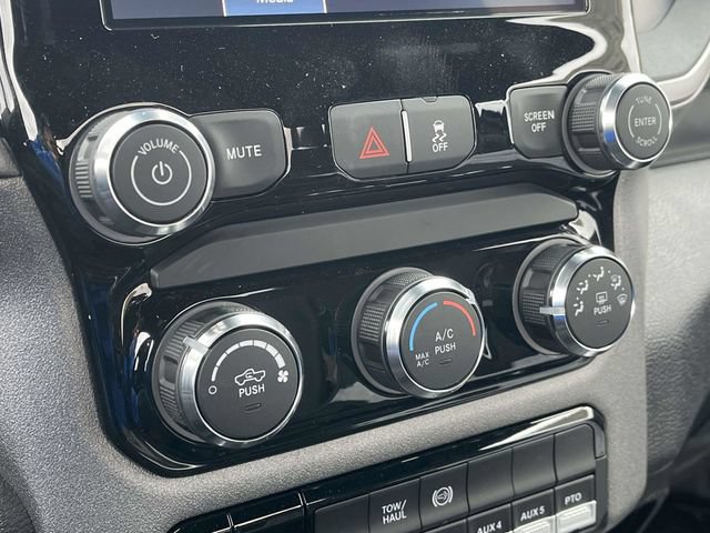 New 2026 RAM 3500 Tradesman AWD/4WD image 21