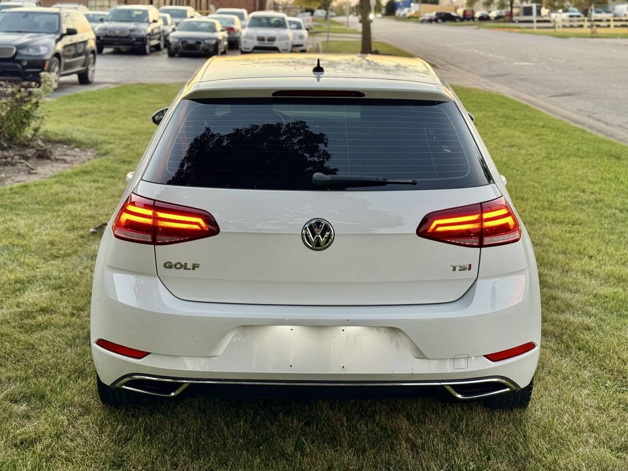 Used 2018 Volkswagen Golf S image 8