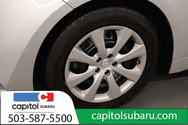 Used 2020 Toyota Corolla LE FWD image 8