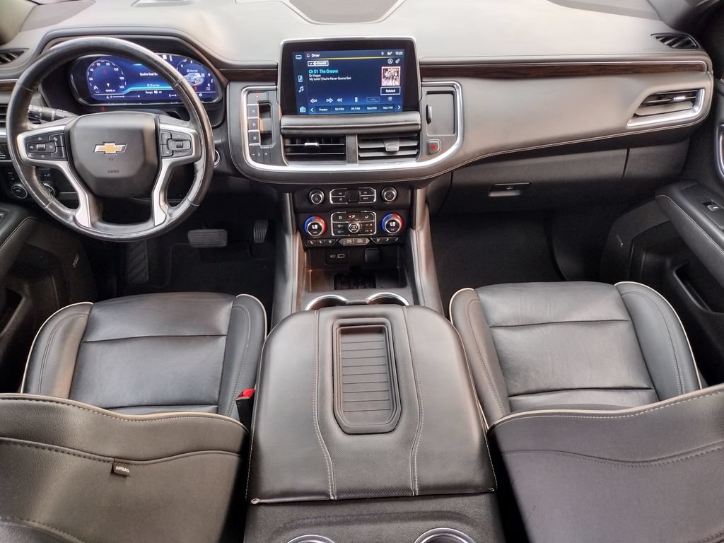 Used 2022 Chevrolet Suburban Premier AWD/4WD image 6