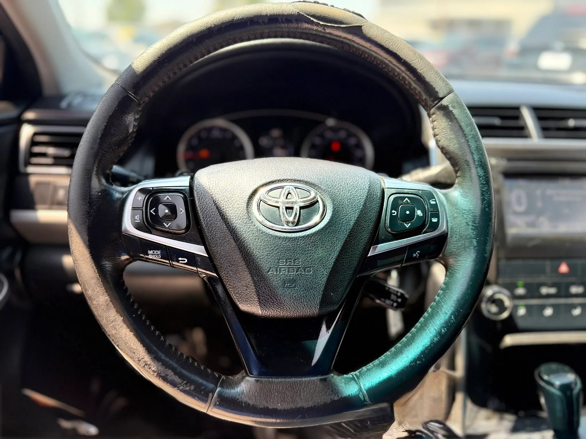Used 2017 Toyota Camry SE FWD image 30