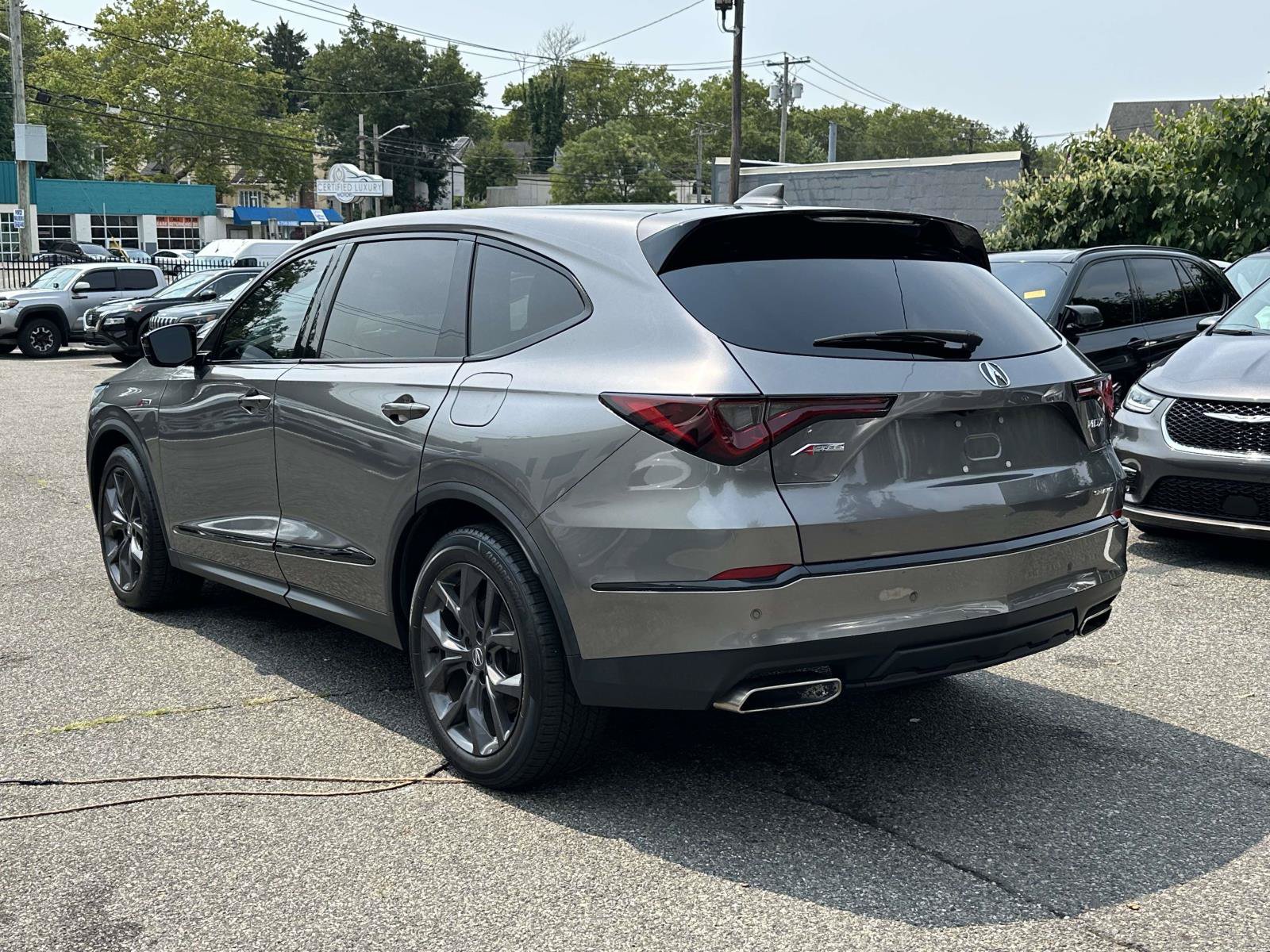 Used 2022 Acura MDX A-Spec AWD/4WD image 6