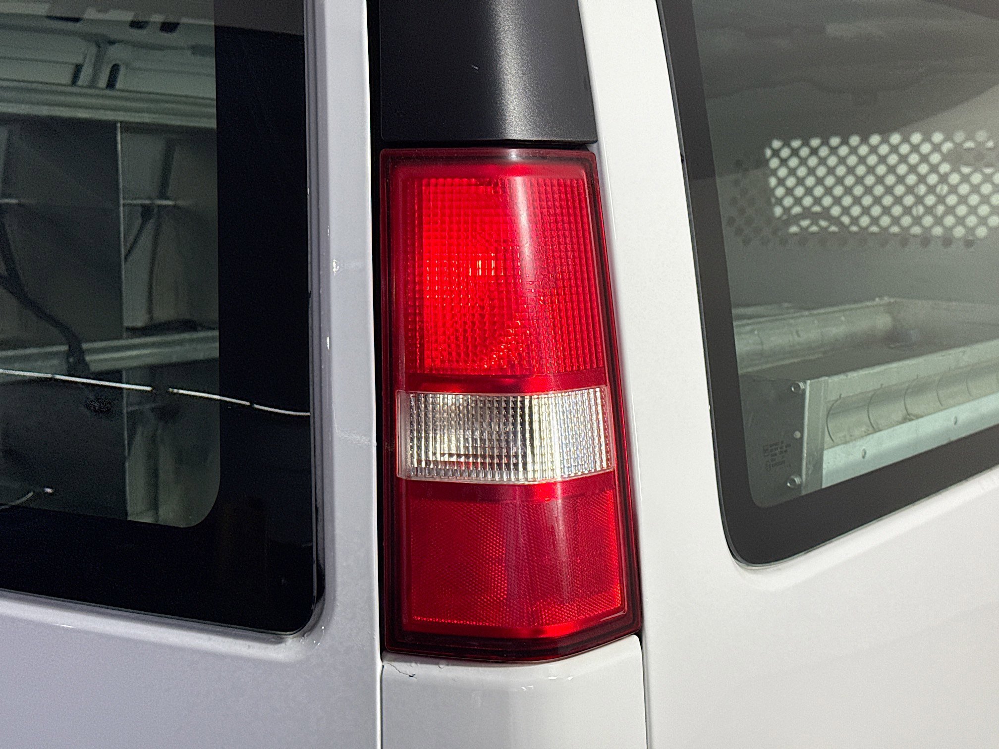 Used 2017 Chevrolet Express 2500 image 28