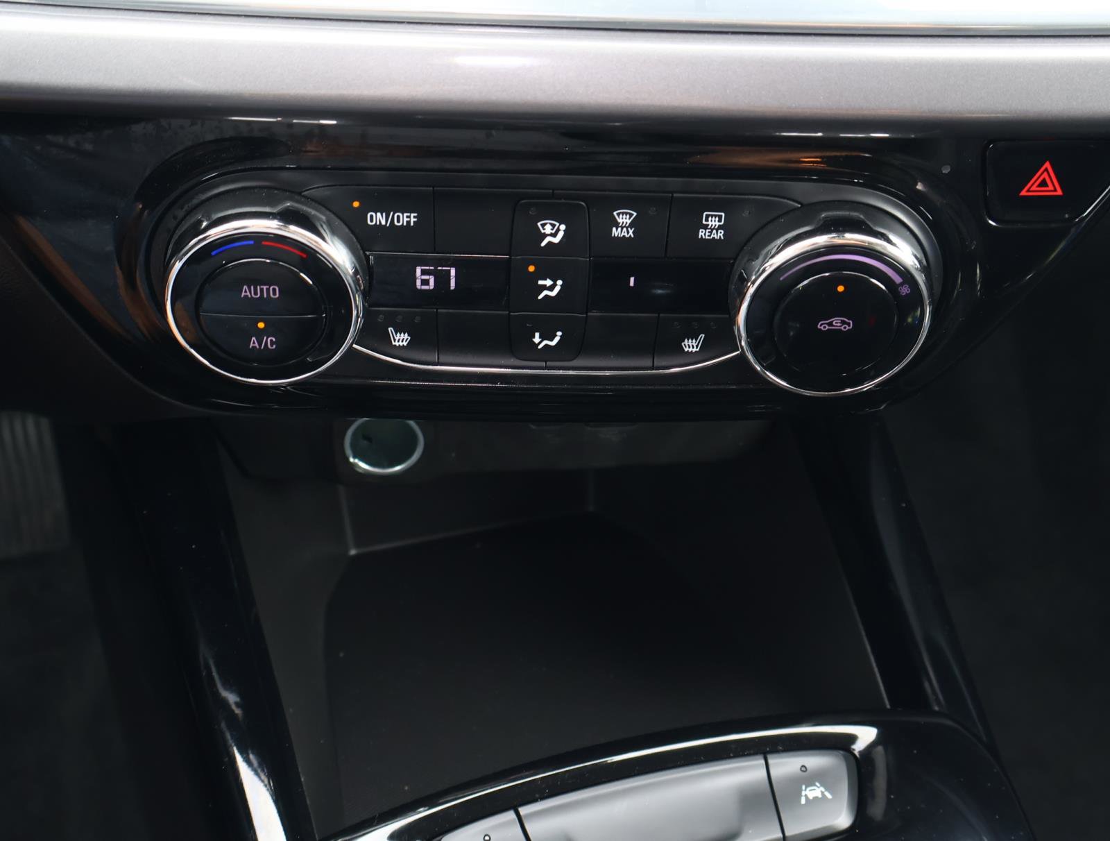 Used 2025 Chevrolet Trax ACTIV image 28