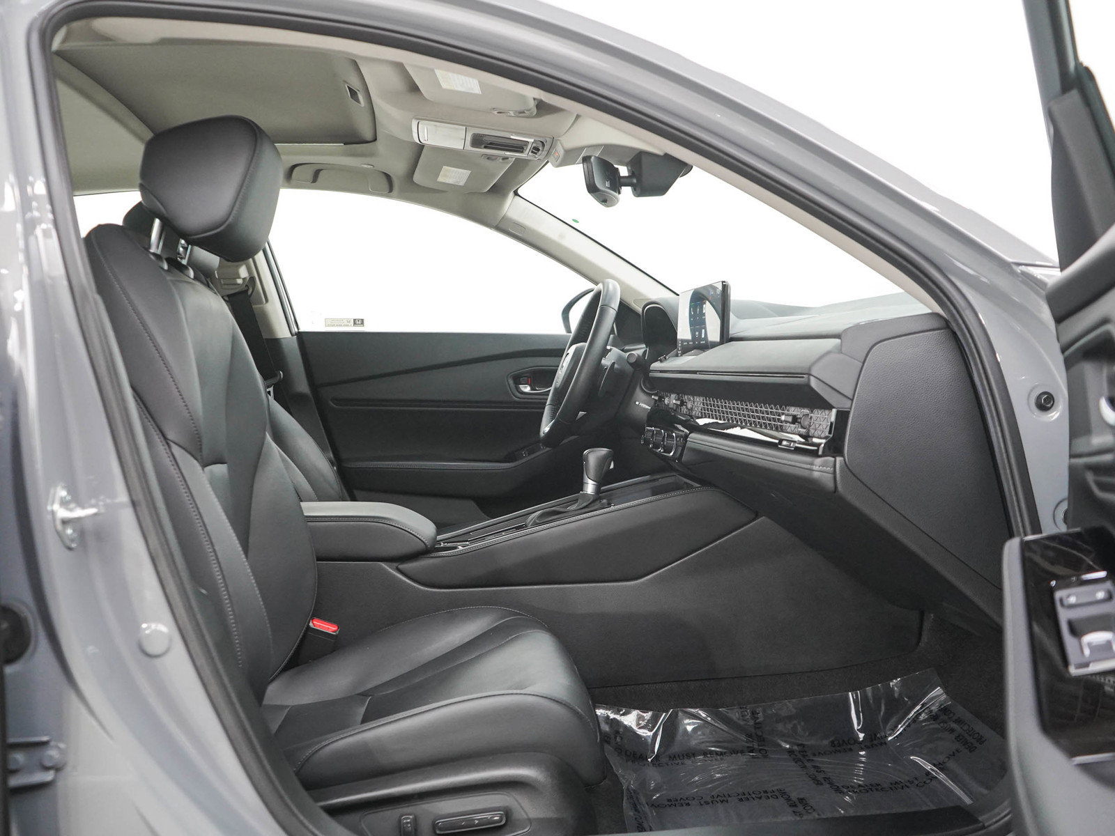 Used 2025 Honda Accord Touring image 11