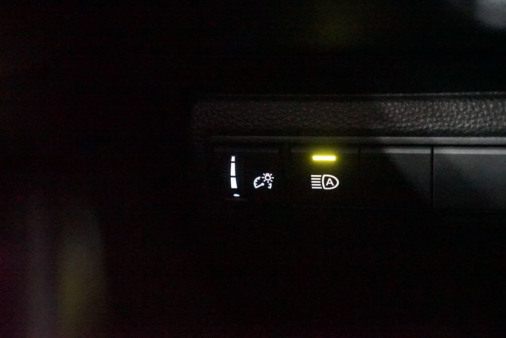 Certified 2025 Toyota Corolla LE w/ Convenience Package FWD image 24