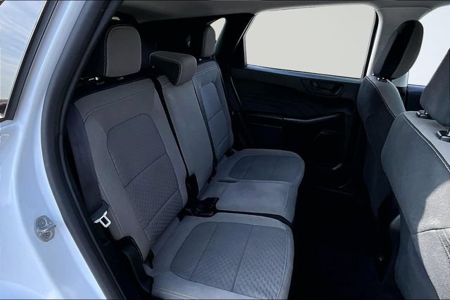 Used 2022 Ford Escape SE FWD image 25