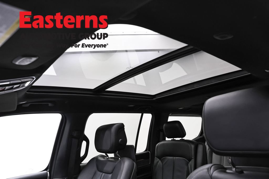 Used 2024 Jeep Wagoneer Series III w/ Premium Group I AWD/4WD image 40