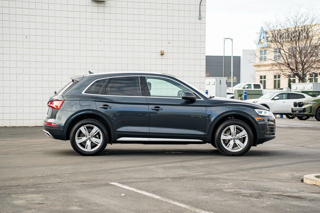 Used 2018 Audi Q5 2.0T Premium Plus w/ Premium Plus Package image 4