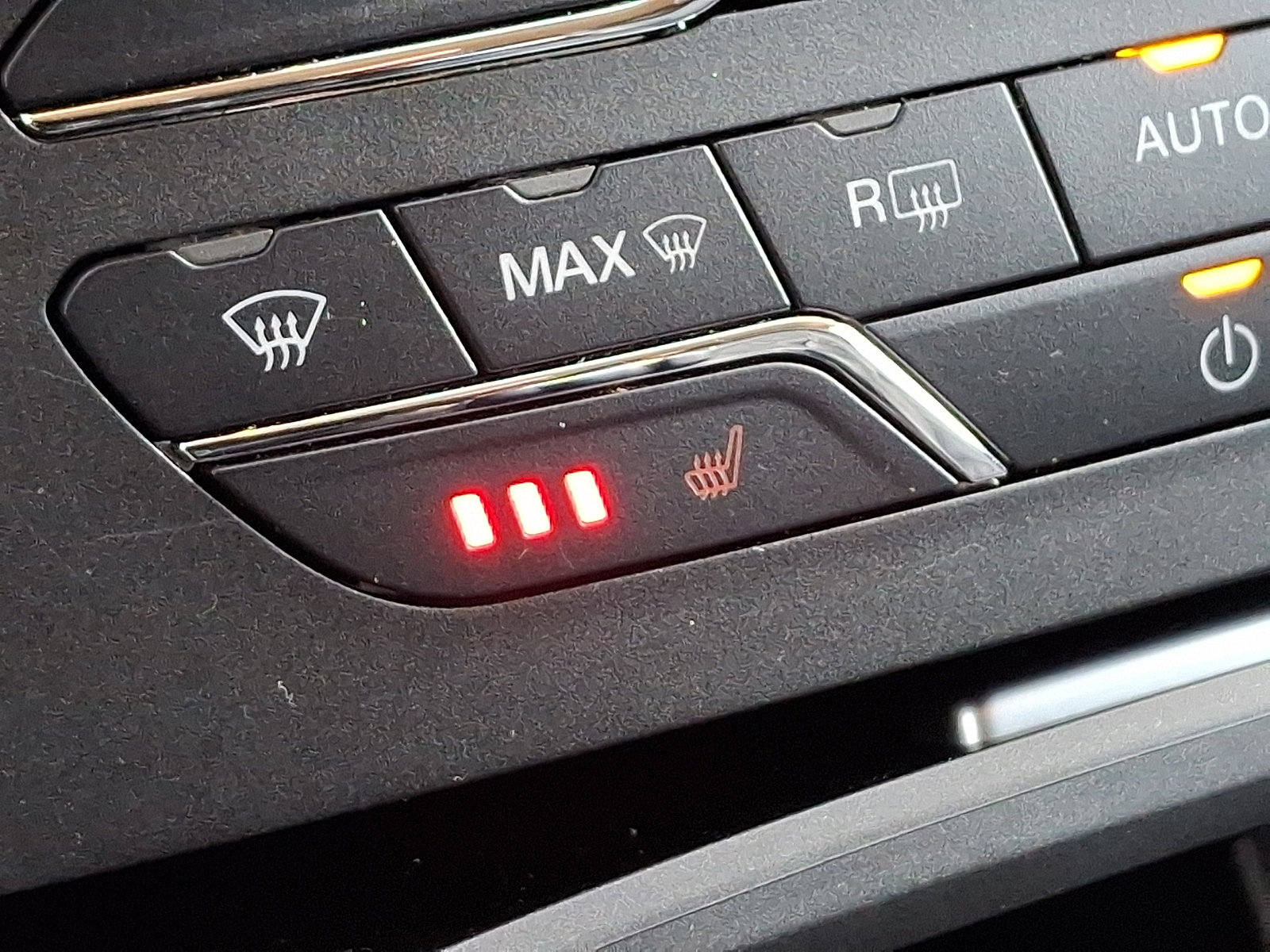 Used 2018 Ford Edge SEL w/ Equipment Group 201A image 24