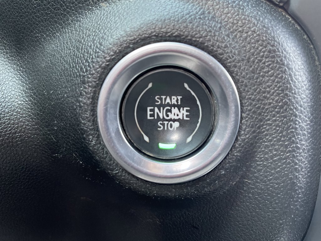 Used 2022 GMC Sierra 2500 AT4 image 31