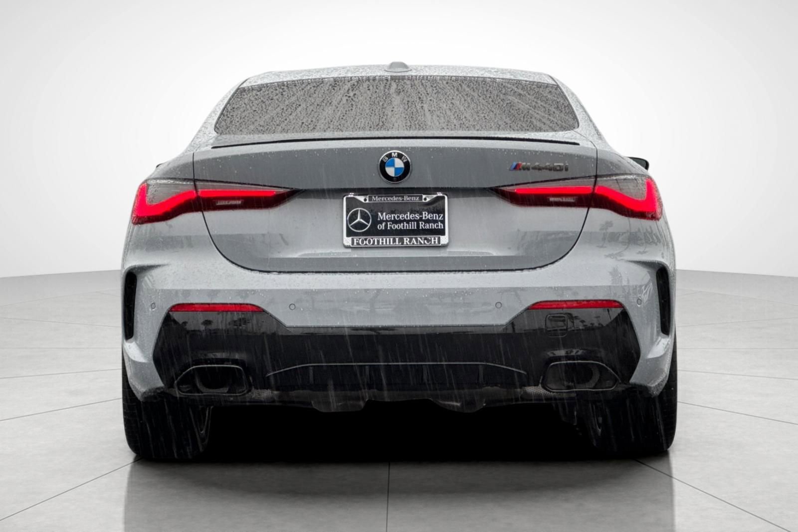 Used 2024 BMW M440i Coupe w/ Premium Package image 9