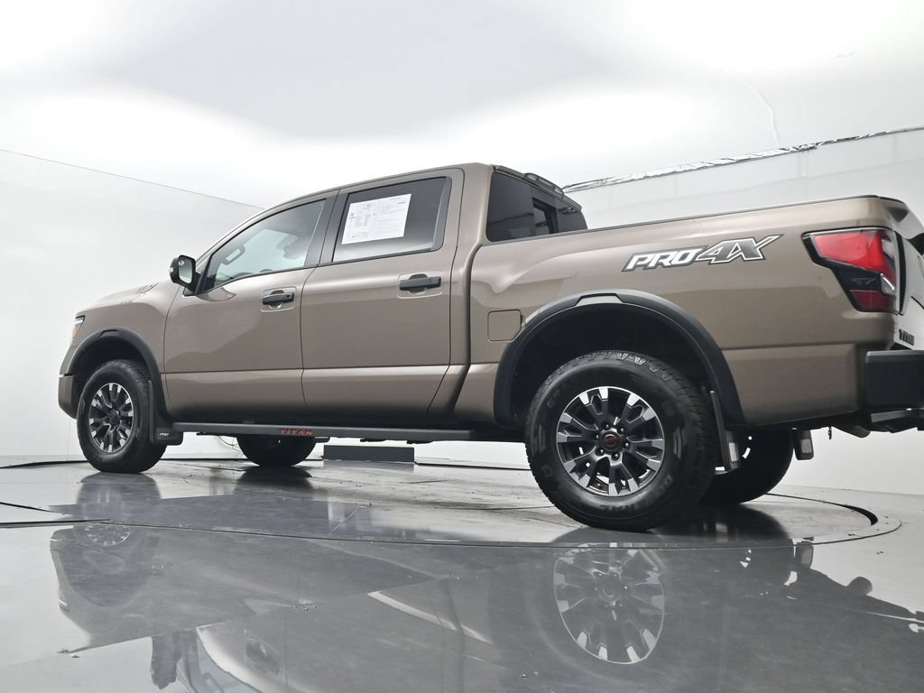 Used 2024 Nissan Titan PRO-4X w/ Pro-4x Convenience Package AWD/4WD image 25