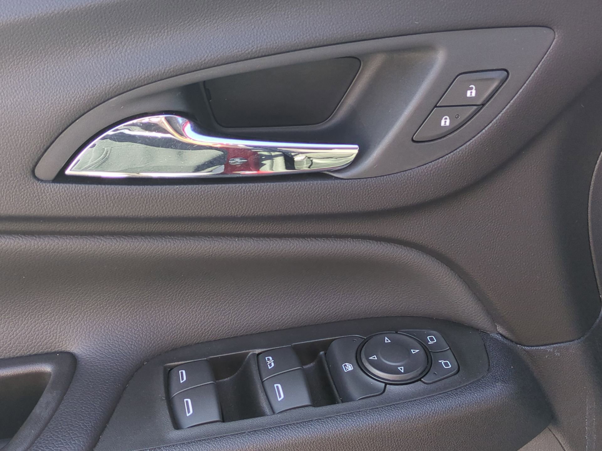 Certified 2023 Chevrolet Equinox LT AWD/4WD image 23