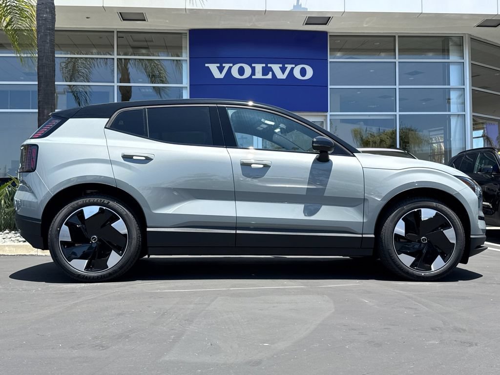 New 2026 Volvo EX30 Plus w/ Climate Package AWD/4WD image 6