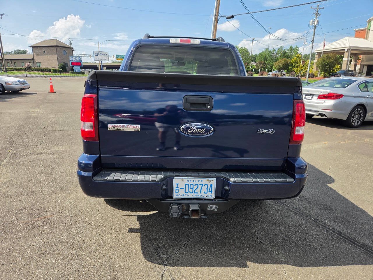 Used 2007 Ford Explorer Sport Trac Limited AWD/4WD image 6