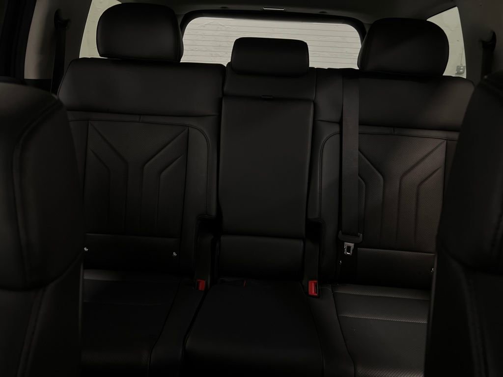 Used 2025 Hyundai Santa Fe SEL image 27