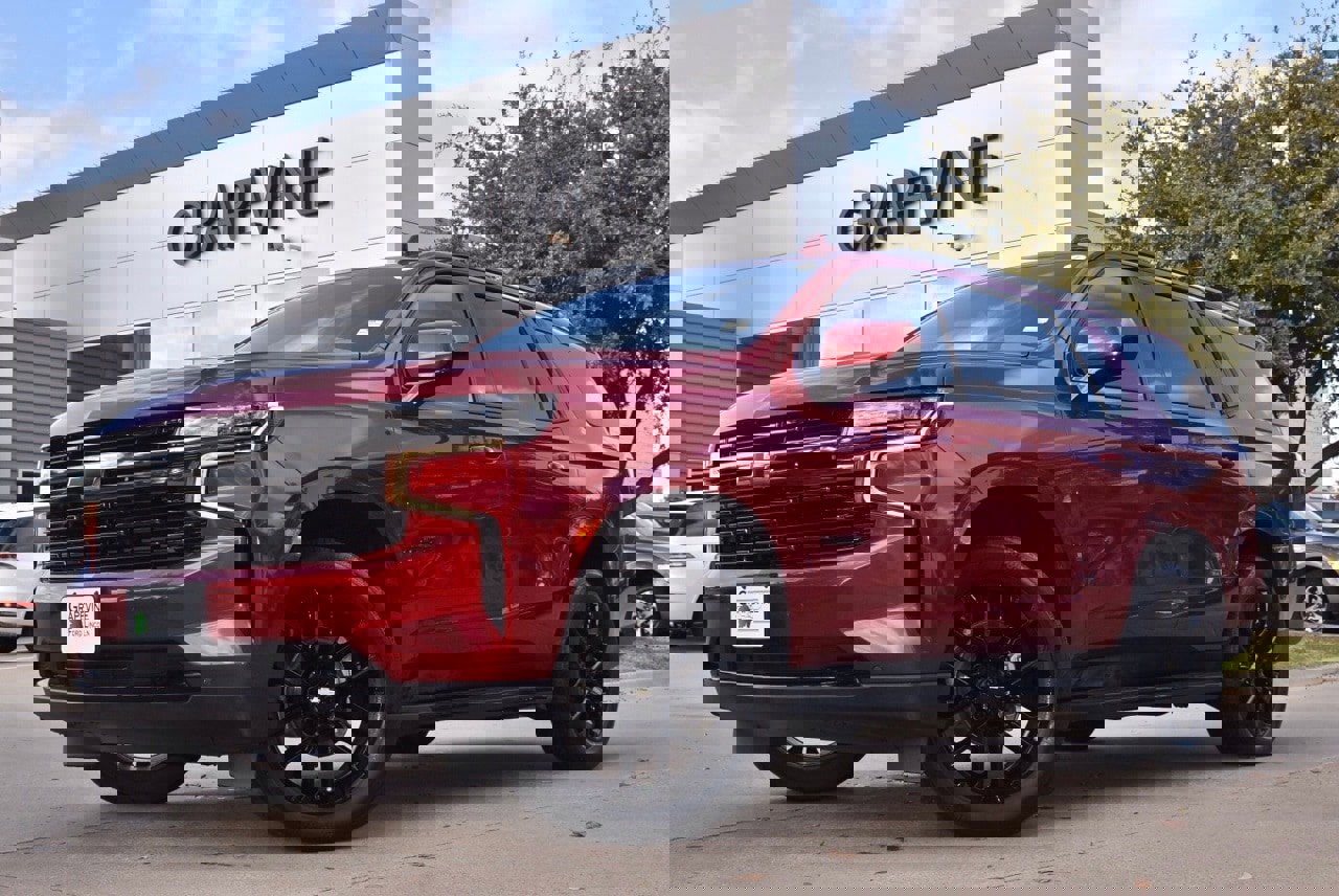 Used 2022 Chevrolet Tahoe RST image 2