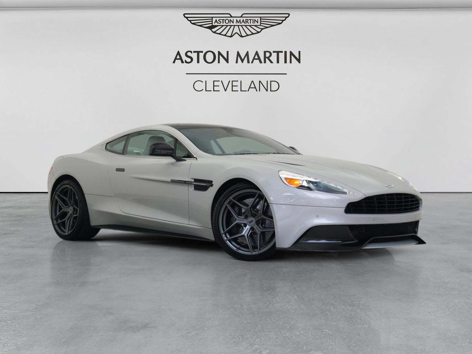 Used 2016 Aston Martin Vanquish Coupe