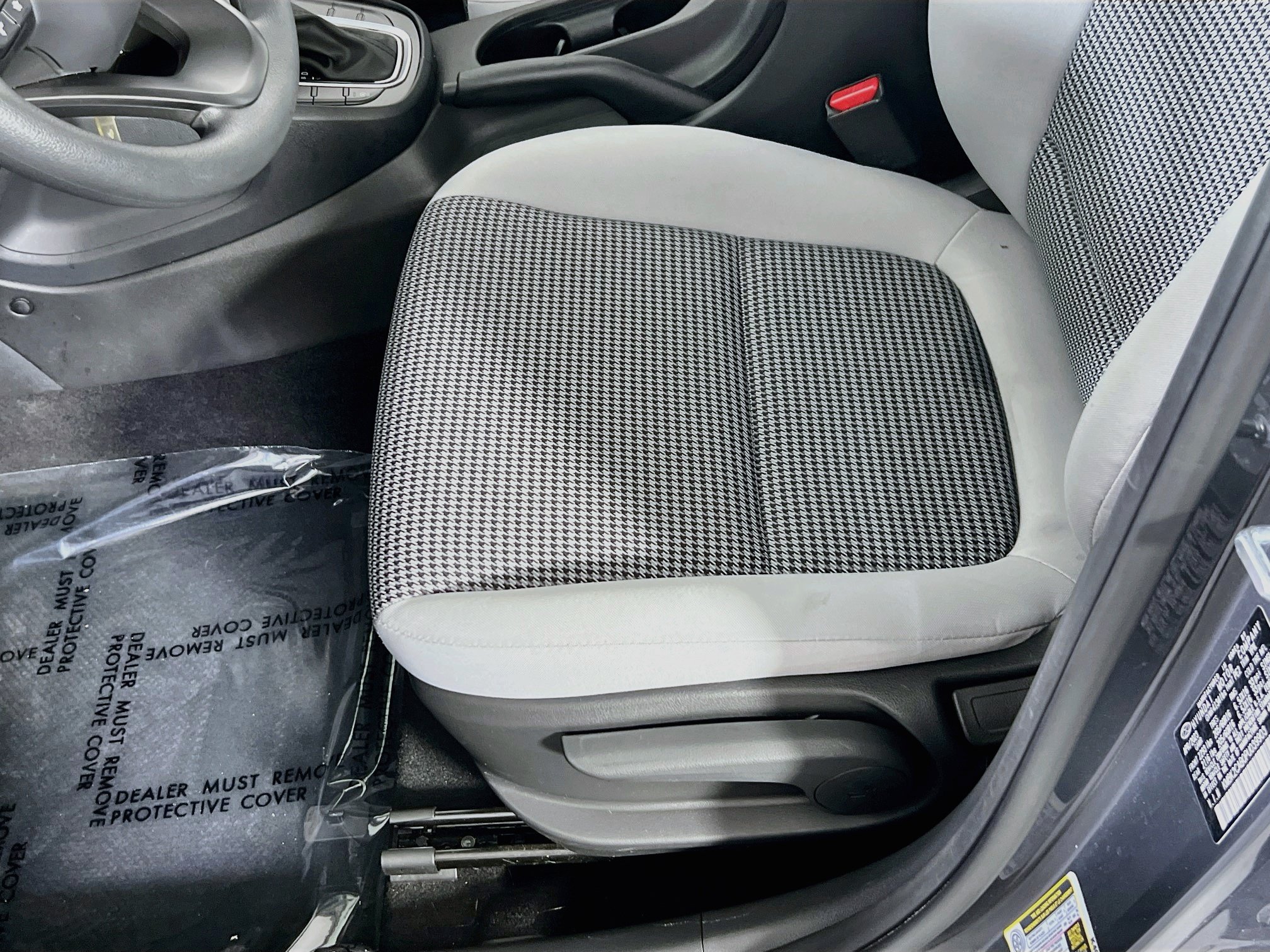 Used 2023 Hyundai Kona SE w/ Cargo Package AWD/4WD image 18