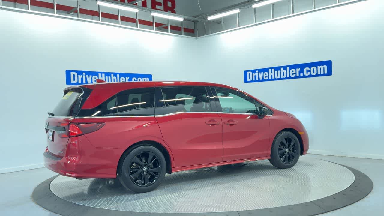 Used 2023 Honda Odyssey Sport image 3