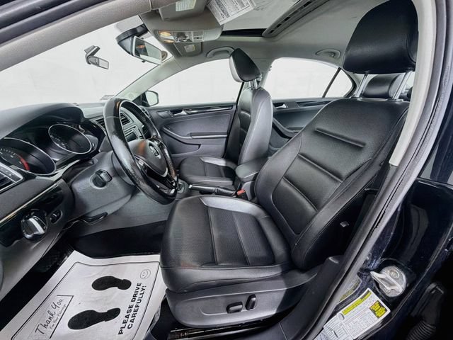 Used 2017 Volkswagen Jetta SEL FWD image 19