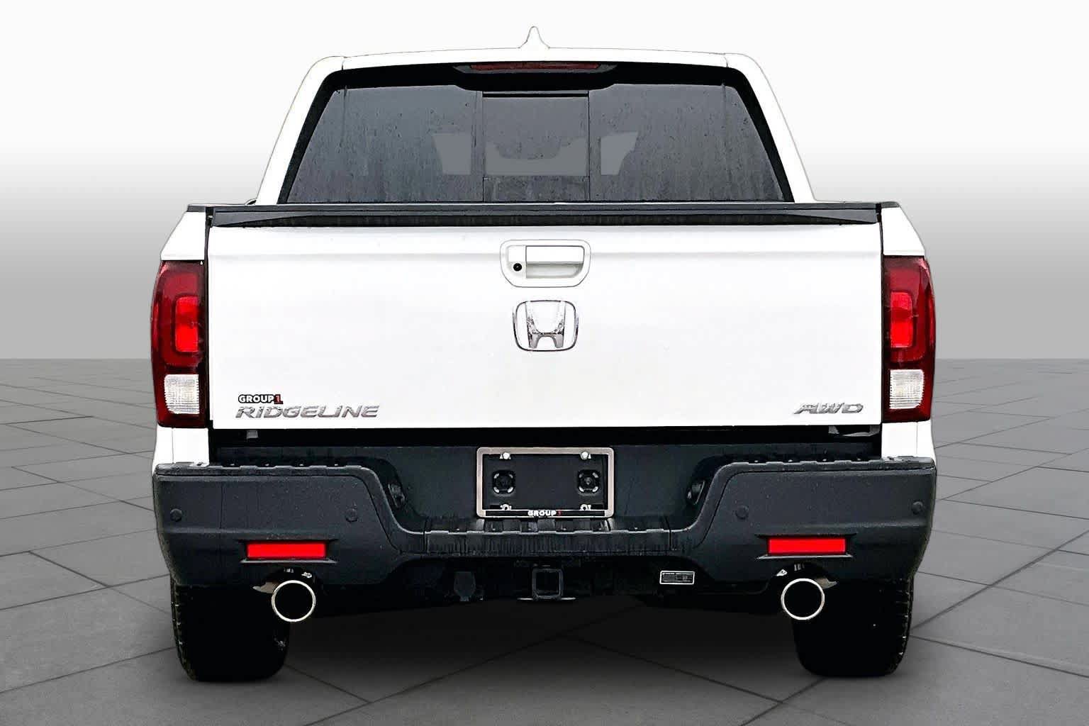 Used 2023 Honda Ridgeline RTL-E image 5