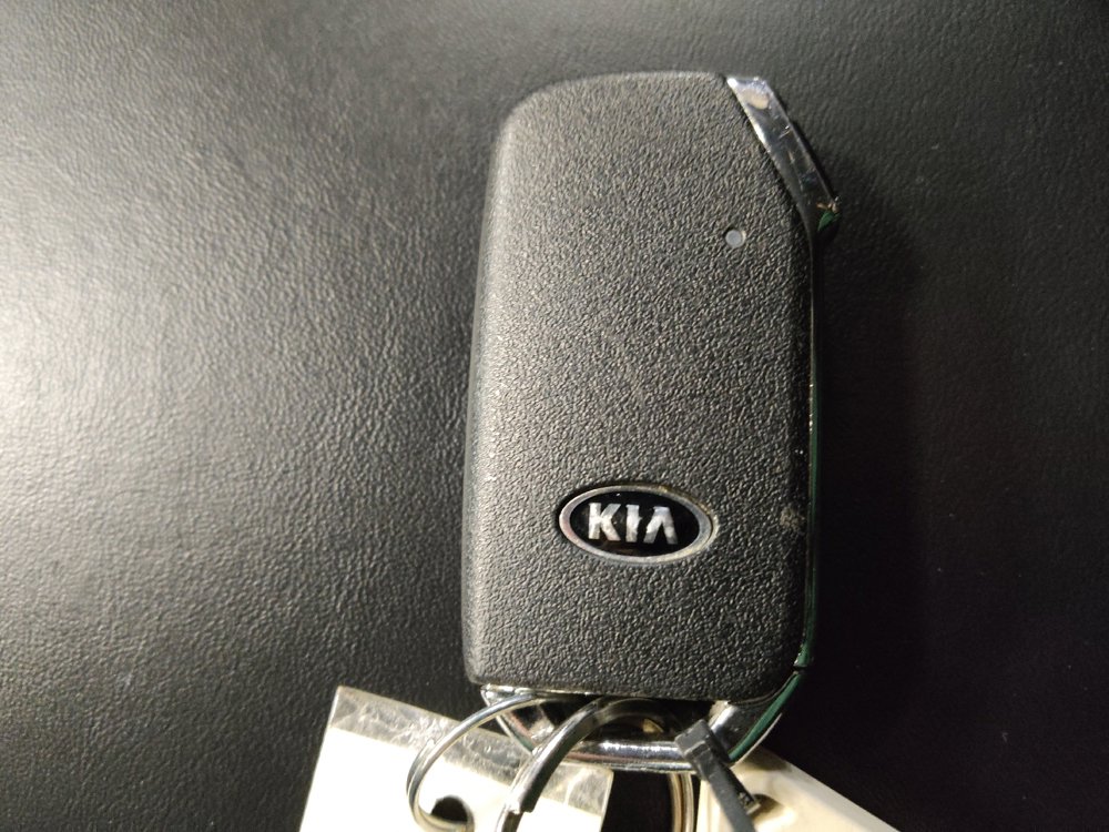 Used 2020 Kia Telluride EX image 32