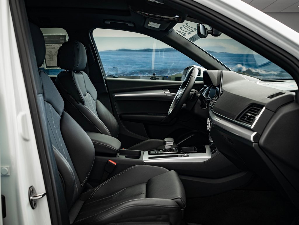 Certified 2024 Audi Q5 2.0T Premium w/ Summer of Audi Package image 26