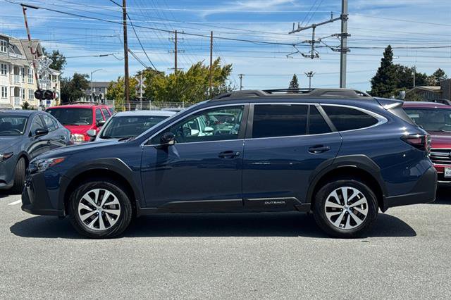 Used 2023 Subaru Outback Premium w/ Popular Package #1 AWD/4WD image 6