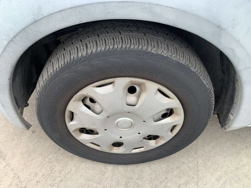 Used 2012 Ford Transit Connect XLT image 17