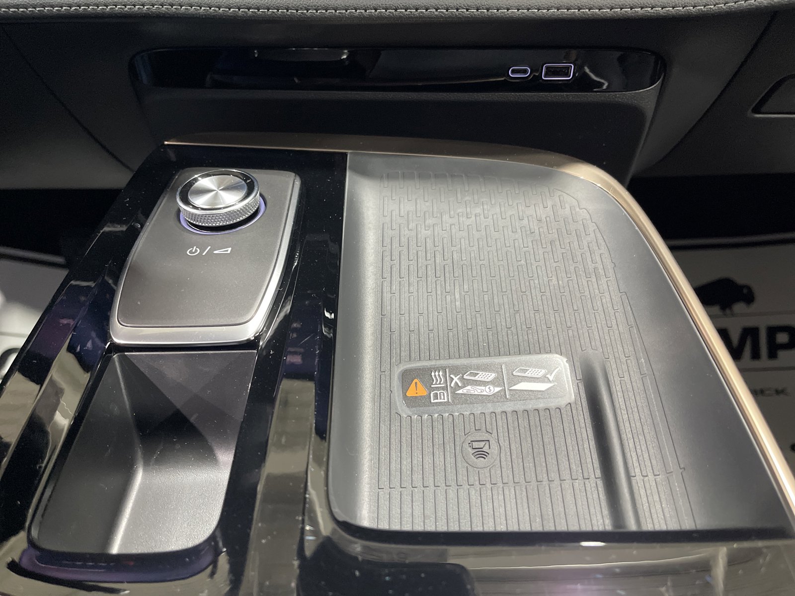 New 2026 Buick Enclave Avenir w/ Super Cruise Package image 26