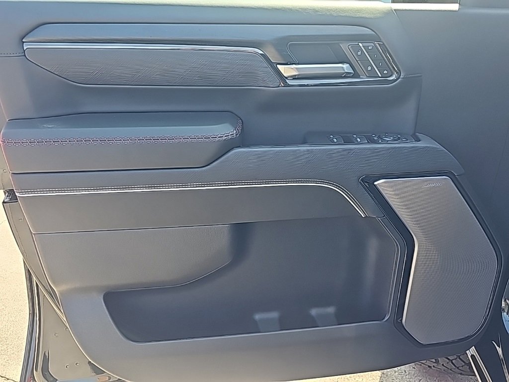 New 2025 GMC Sierra 2500 AT4X w/ AT4X AEV Edition image 12