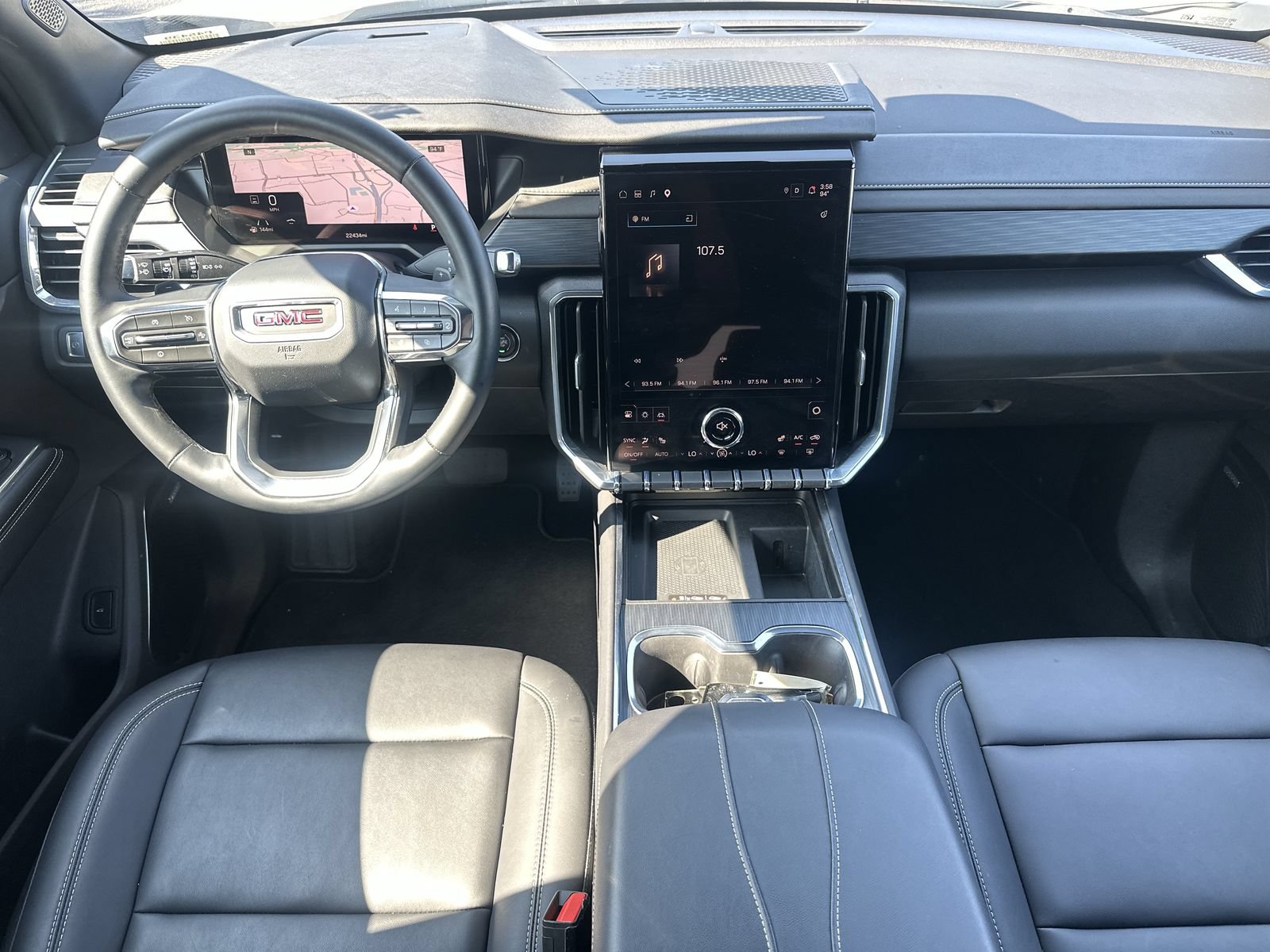 Used 2026 GMC Acadia Elevation w/ Elevation Premium Package FWD image 18