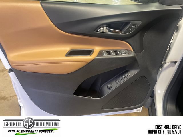 Used 2019 Chevrolet Equinox Premier w/ LPO, Cargo Package FWD image 11