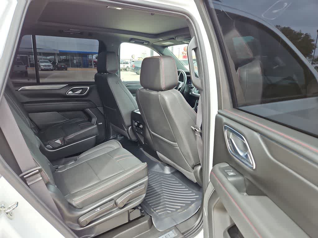 Used 2023 Chevrolet Tahoe RST w/ Luxury Package AWD/4WD image 20